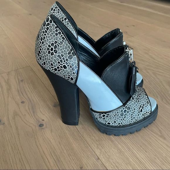 Shelly’s London super hip platform heels | size 7 US - Picture 4 of 10
